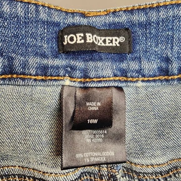 Stylish Blue Denim Jeans with Plaid Accent. Marca Joe Boxer. Size 16W. - Picture 5 of 9